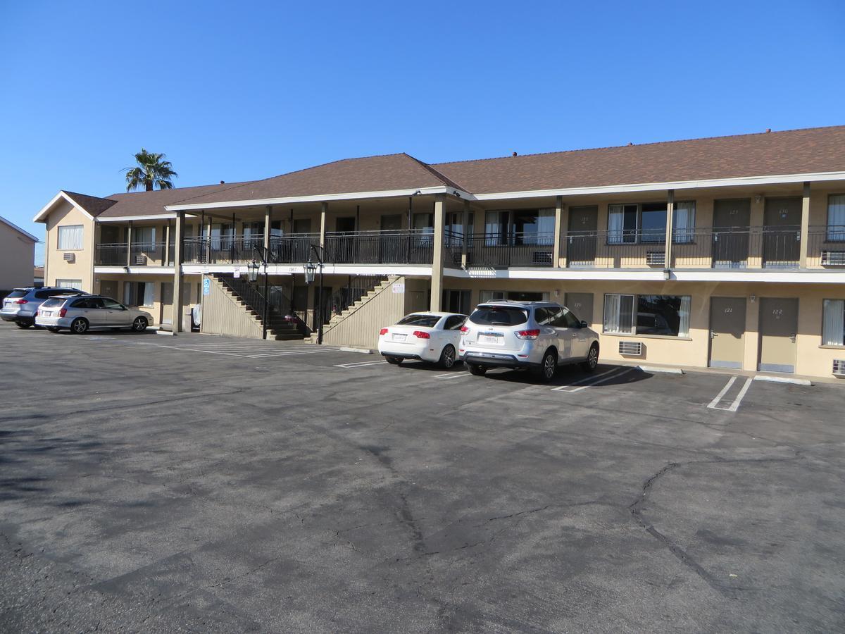 Sandpiper Motel Costa Mesa Exterior foto